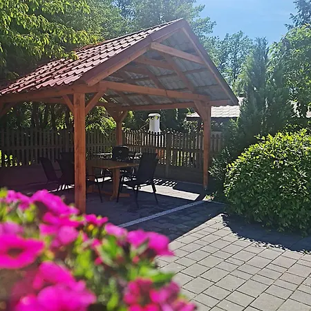 Casa de hóspedes Wenus 3*